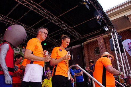 Com Together Cup